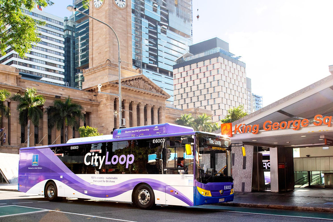 City Loop bus in front of Brisbane City Hall and King George Square station.