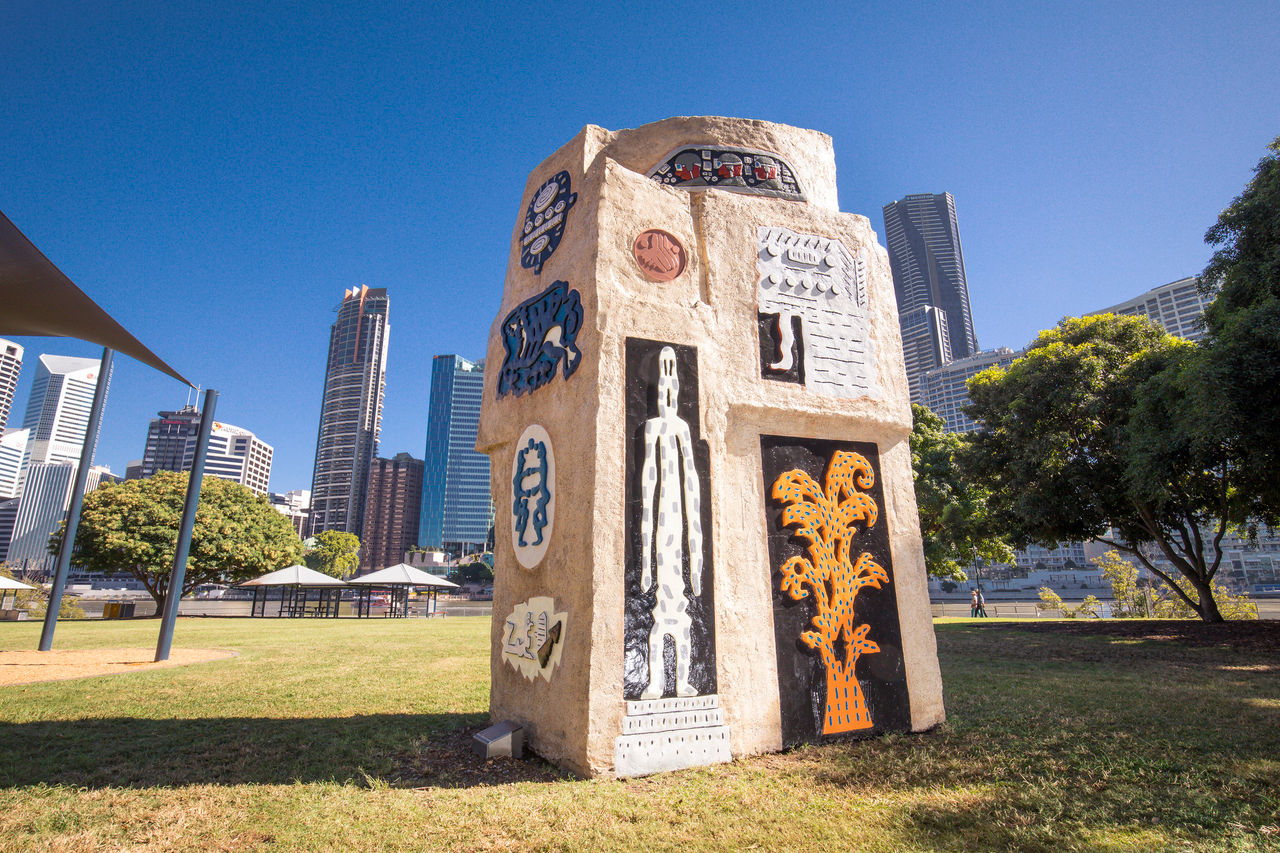 Daylight image of a sculpture by Stephen Killick, situated at Captain Burke Park, Kangaroo Point.