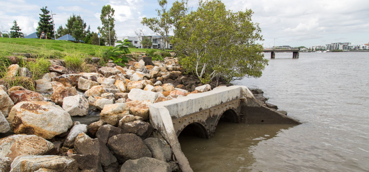 Image showing stormwater drainage outlet on the Brisbane River