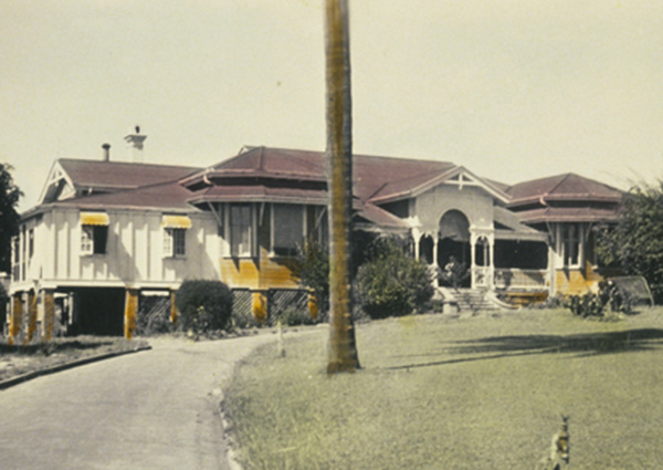 ‘Erica’ – 398 Cavendish Road, Coorparoo during WW2 when used as the 10th Camp hospital