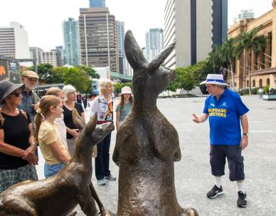 ANZAC Day tour with the Brisbane Greeters