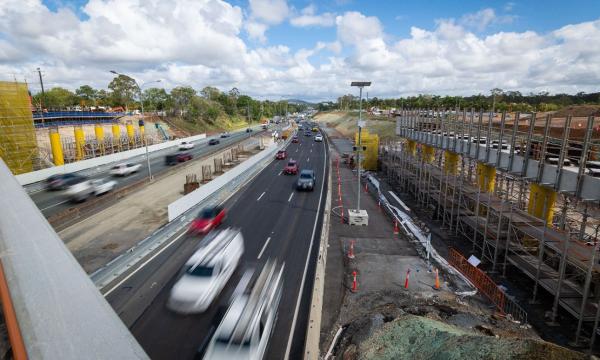 Construction of the new four-lane Underwood Road bridge over the Pacific Motorway, as part of the M1/M3 Gateway Merge project, in December 2018