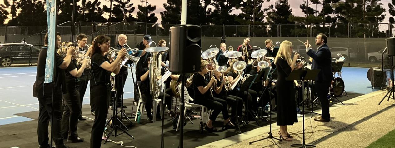 Bands in Parks: Bella and Brass