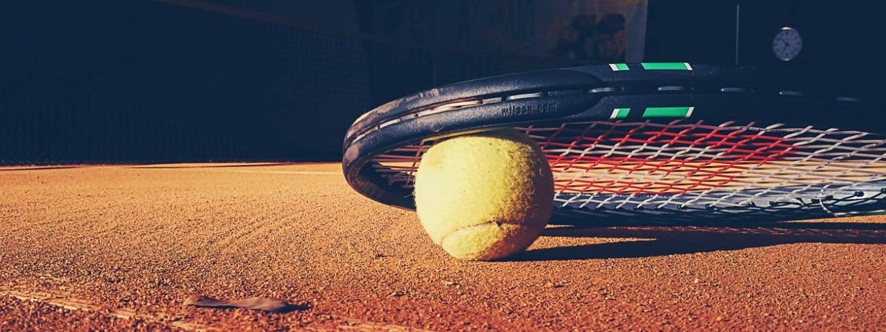 GOLD tennis